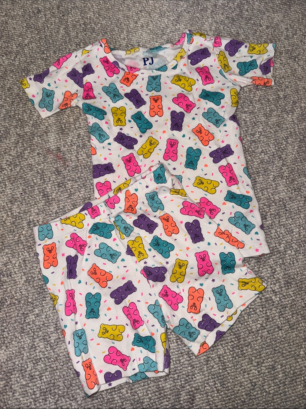 Girls White Colourful Gummy Bear Print Short Pajama Set - Multicolor